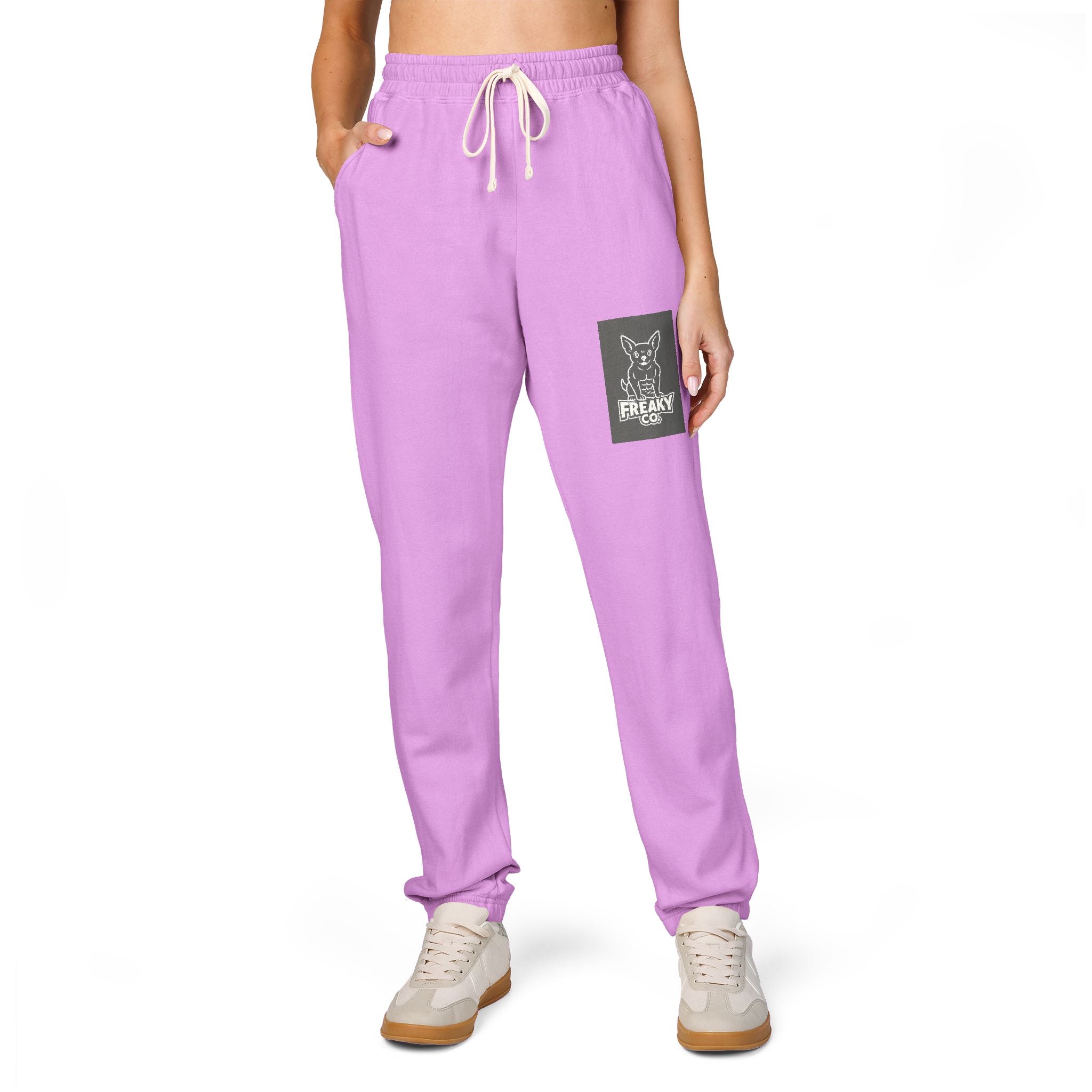 Unisex Garment-Dyed Fleece Sweatpants with Stylish Pocket Design
